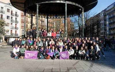 Izen ematea zabaldu du Emakumeon Etxeak Lilatoian parte hartzeko