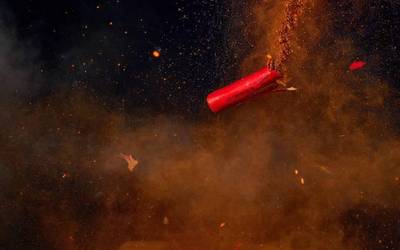 Urtezahar gauean pirotekniarik ez erabiltzeko eskatu du udalak