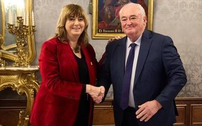 Nafarroak mugaz gaindiko lankidetza berritu du Pirinio Atlantikoekin