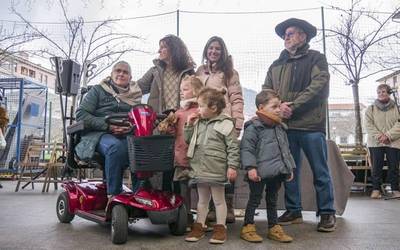 Larrabe gaztandegia omendu dute Laudioko urte amaierako azokan