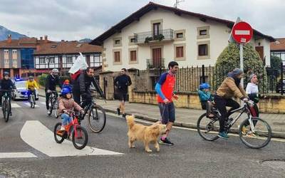 [ARGAZKI GALERIA]: Urteko azken goiza Durangaldean