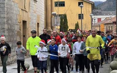 Ehun lagunetik gora bildu dira San Silvestre lasterketan