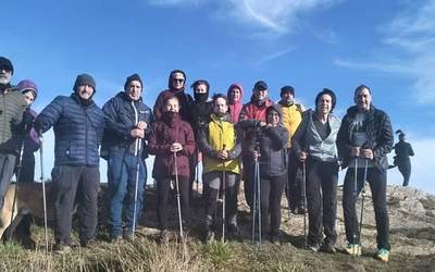 Urteberri egunez mendietara igotzeko ohiturari eutsiz