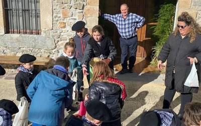 [ARGAZKIAK] Etxez etxeko eskea eta Errege Magoen bisita asteleheneko protagonistak Eratsunen