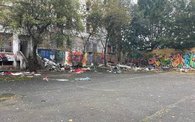 Sutea piztu da Jaso ikastolaren eraikin zaharrean