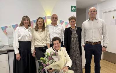 100 urte bete ditu gaur Isabel Martinek