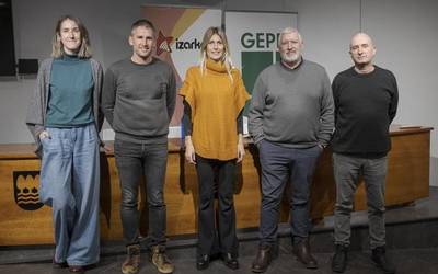 Euskal pilota sustatzeko enpresen eta komunikabideen hitzarmena