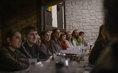 Bertso artean hasi du ibilbidea Gurdi Gaztetxeak