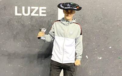 Haritz Etxabe: "Profesionaletan jokatzea da nire ametsa, baina eguneroko lanean dut arreta jarrita"