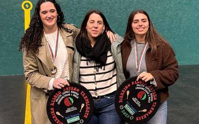 Emakumezkoen Bizkaiko pala txapela Mallabira