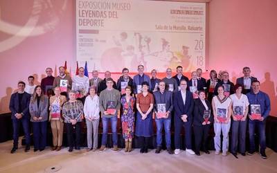 40 urteotan Nafarroako Gobernuaren kirolaren urrezko domina eskuratu dutenak omendu dituzte