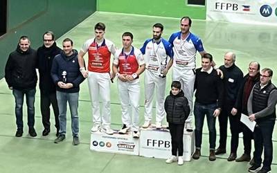 Sarako Izarrako Larretxea eta Etxeberri txapeldunorde izan dira trinketeko esku huskako Frantziako txapelketan