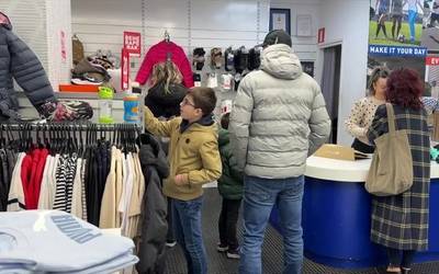 Neguko merkealdiak "hasiera ona" izan du