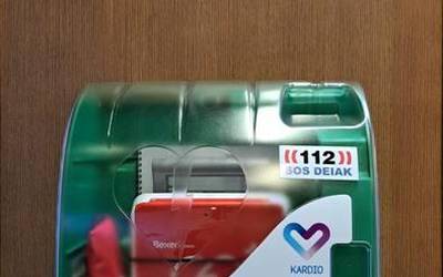 Zornotzako Udalak bost desfibriladore gehitu dizkio herriko sareari