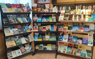 Ipuin tailerra eginen dute Doneztebeko liburutegian asteazkenean