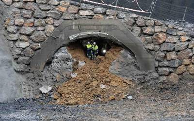 Bukatu dituzte Altzolako tunel berria eraikitzeko hondeaketa lanak