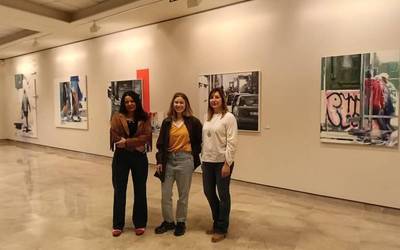 Donostian ikusgai dagoen 'Hiruki' erakusketa kolektiboan parte hartu du Udane Juaristik