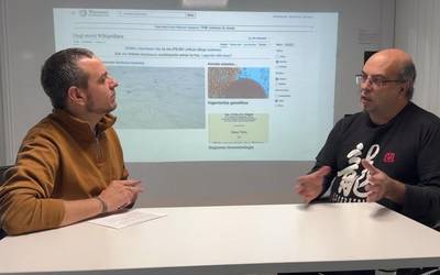 25 urte bete ditu Wikipediak