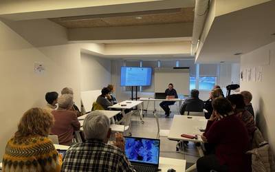 Teknologia berriei buruzko ezagutza handitzen