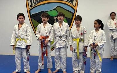 Debako Ekiberri Judo Klubeko kideek maila ona erakutsi dute Eibarko topaketan