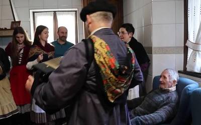 Mendaroko santa eskekoen laburpen-bideoa