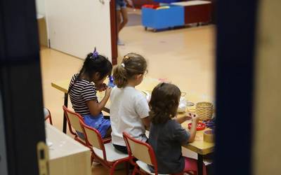 Ludoteketarako hezitzaile bila ari da Txatxilipurdi