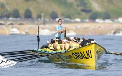 Bosgarren postua eskuratu du emakumezkoen traineruak Portugaleteko XIV. Traineru Jaitsieran