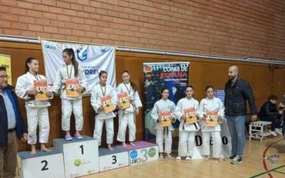 Itxaso Manzanas bost onenen artean Kadeteen Espainiako A Kopa Txapelketan