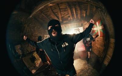 'GURS' kantua argitaratu du LeeKorek