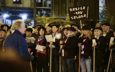 Agate Deunari oles egin diote Uribe Kostako udalerrietan ere