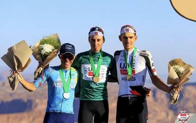 Denboraldia podiumean hasi du