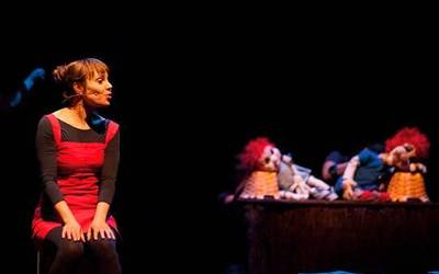 ‘Kontu Kantari’ ikuskizuna Larrabetzuko frontoira ailegatuko da domekan