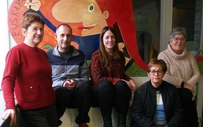 "Modu antolatuan parte hartu nahi dugu ikastolaren ibilbidean"