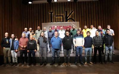 Larunbatean hasiko da Oionen 2026ko Arabako Bertsolari Txapelketa