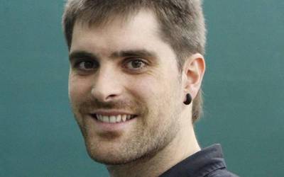 Triste baino gehiago, haserre