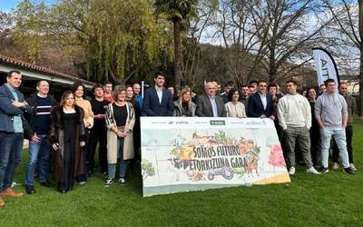 Baserrian lan egiteko hautua