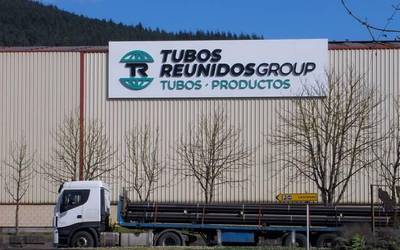 LAB eta ESK sindikatuek Tubos Reunidoseko kaleratzeen kontra mobilizatzeko deiak zabaldu dituzte