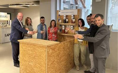 Euskal destilategien elkartea sortu dute, Destilerias Acha eta Licores Barañano tokiko enpresen parte hartzearekin