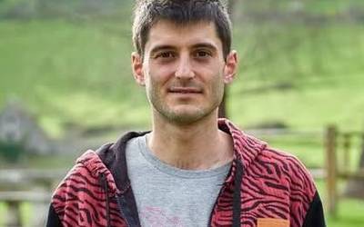 Artziniegako zinegotzia izateari utziko dio Iñaki Cuesta Lafraguak eta Unai Gotxik hartuko du bere lekua