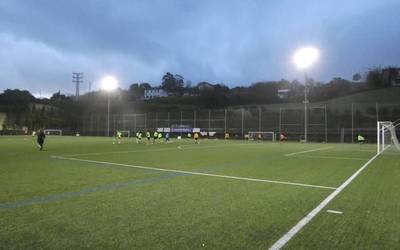 Erandioko kirol-intsolazioek LED teknologiako argiztapen-sistema berritu dute