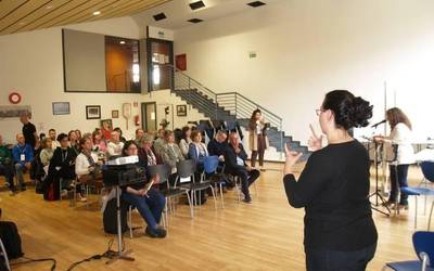 Irisgarritasun beharrak dituzten bezeroei begira