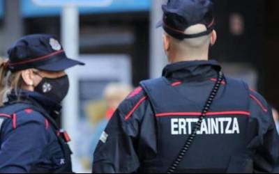 Gizon baten gorpua aurkitu zuten joan den larunbatean Leioako etxebizitza  batean