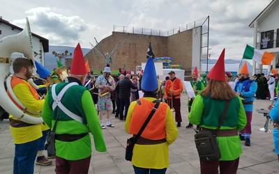 Irurtzungo inauteri asteburua