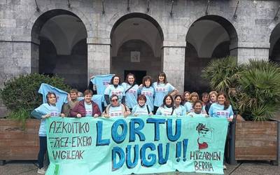 Etxez etxeko langileei %23 igoko dizkiete aurten soldatak