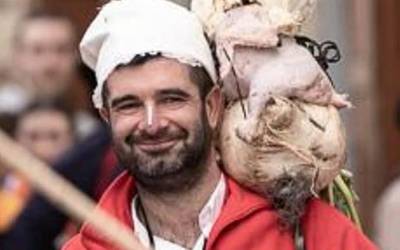 «Mozorro taldean sartuta, oso desberdin ikusten dira inauteak»