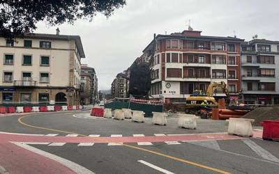 Erdiguneko biribilguneko zirkulazioan noranzkoa aldatuko dute bihartik aurrera