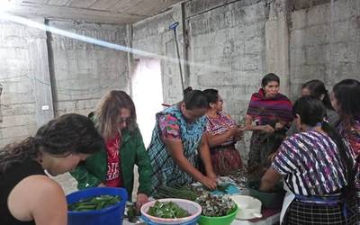 Setemen elkartasun auzolandegiak bueltan dira