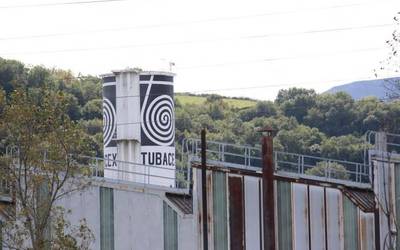 Tubacex enpresako sindikatuek bilera deitu zuten atzo hitzarmen kolektiboaren negoziazioari buruz azalpenak emateko