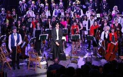 Mozorroak, kontzertuak, ikuskizunak eta kalejirak Bergaran, Aratusteez gozatzeko