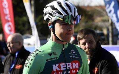 Tropel profesional eta amateur sakandarra, gora